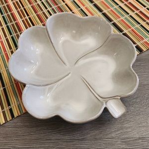 Vintage Frankoma 223 White Lucky Clover Dish